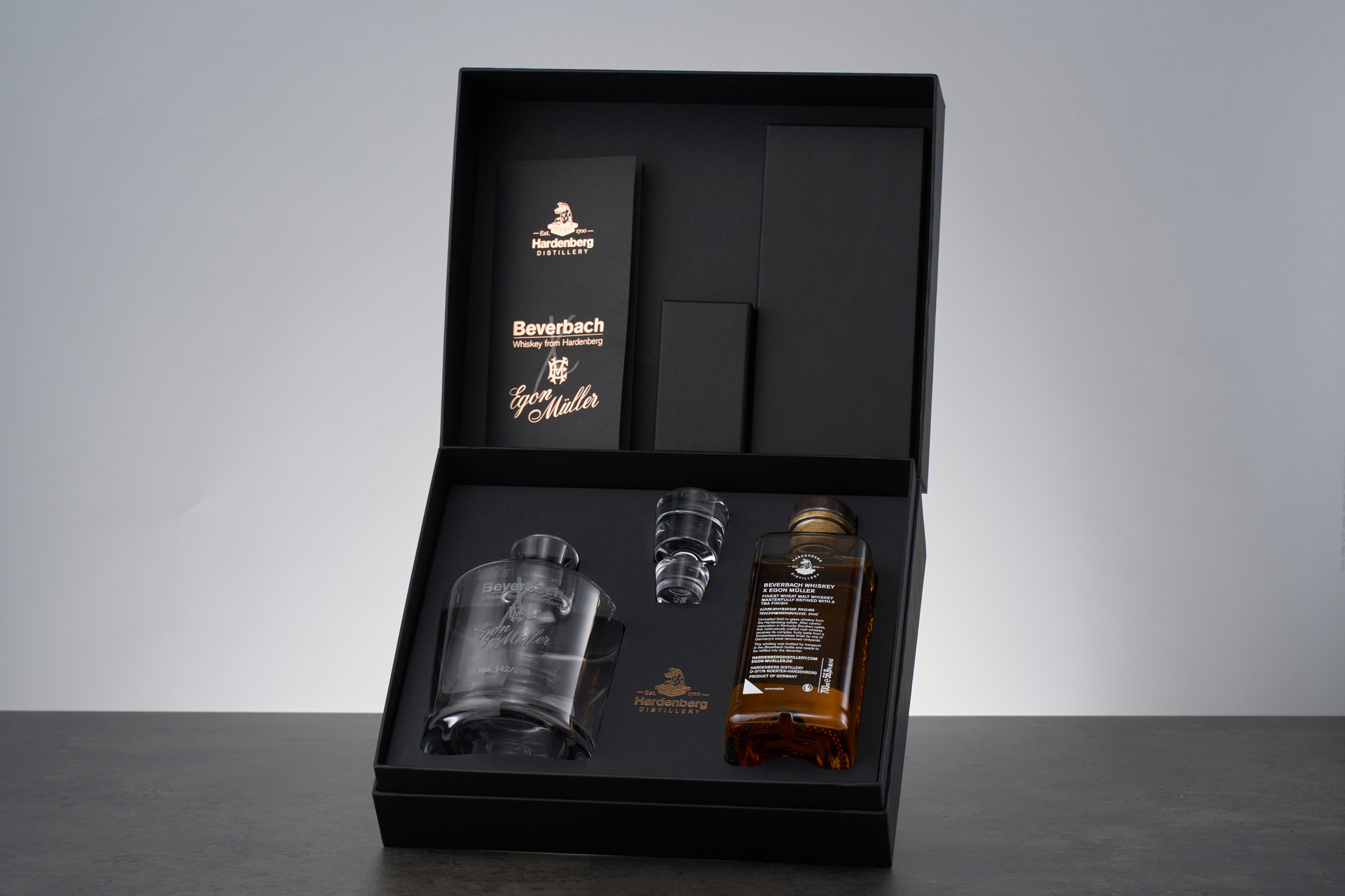 X003│BEVERBACH FINEST WHEAT MALT WHISKEY REFINED WITH 2005 TBA (AC 56.8%)